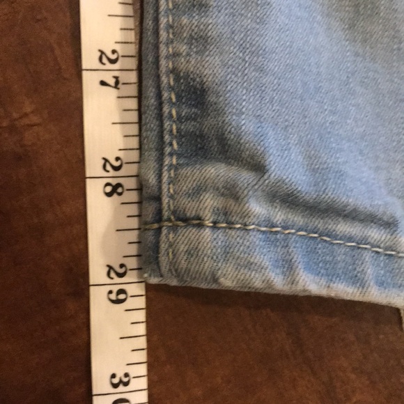 London Low Rise Skinny Distressed Washed Out DenimJeans - Picture 13 of 13